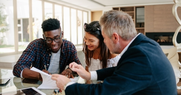 למה לבחור בארנפלד סוכנות לביטוח