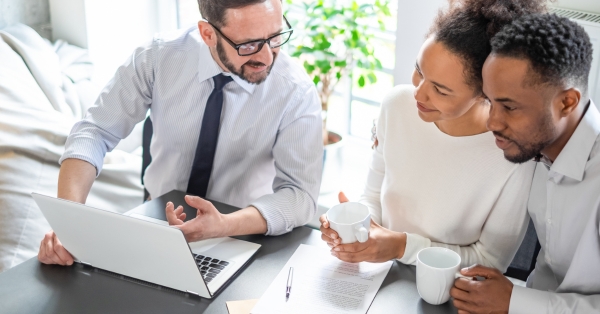 נכנסת לעבודה חדשה זה הרגע הכי טוב לבדוק את הביטוחים הקיימים
